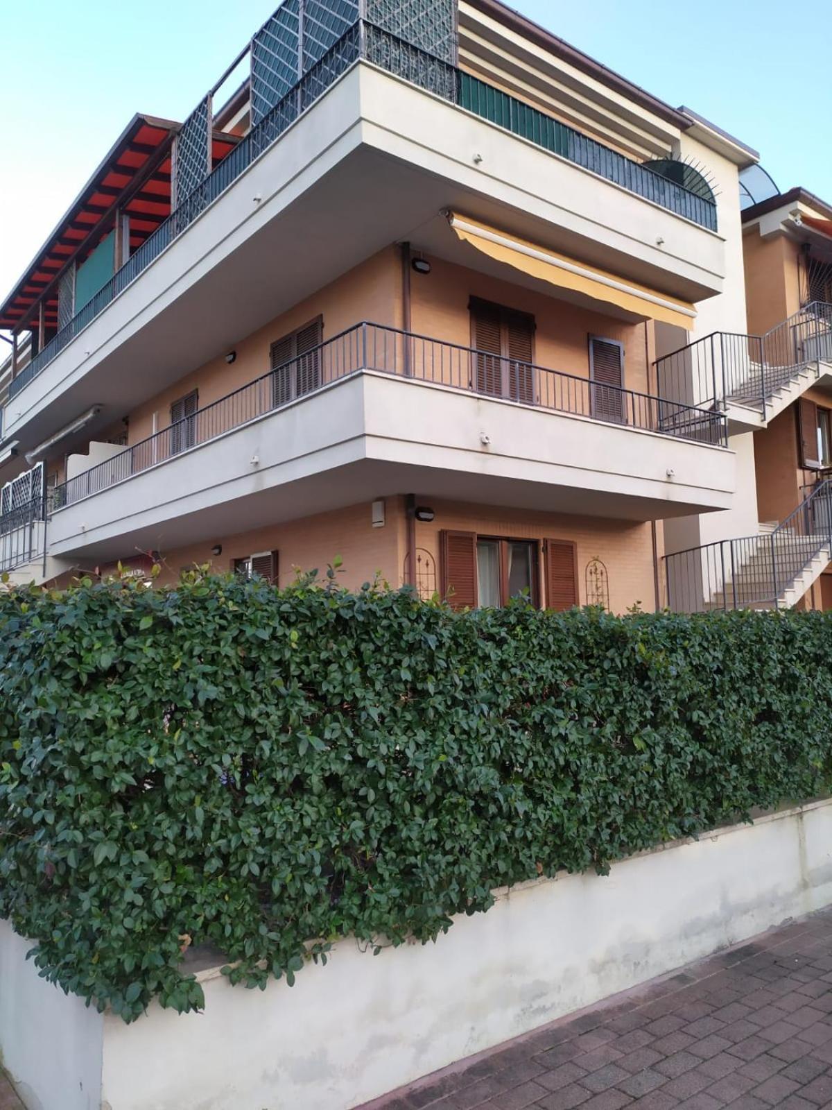 Medusa Porto San Giorgio Exterior foto